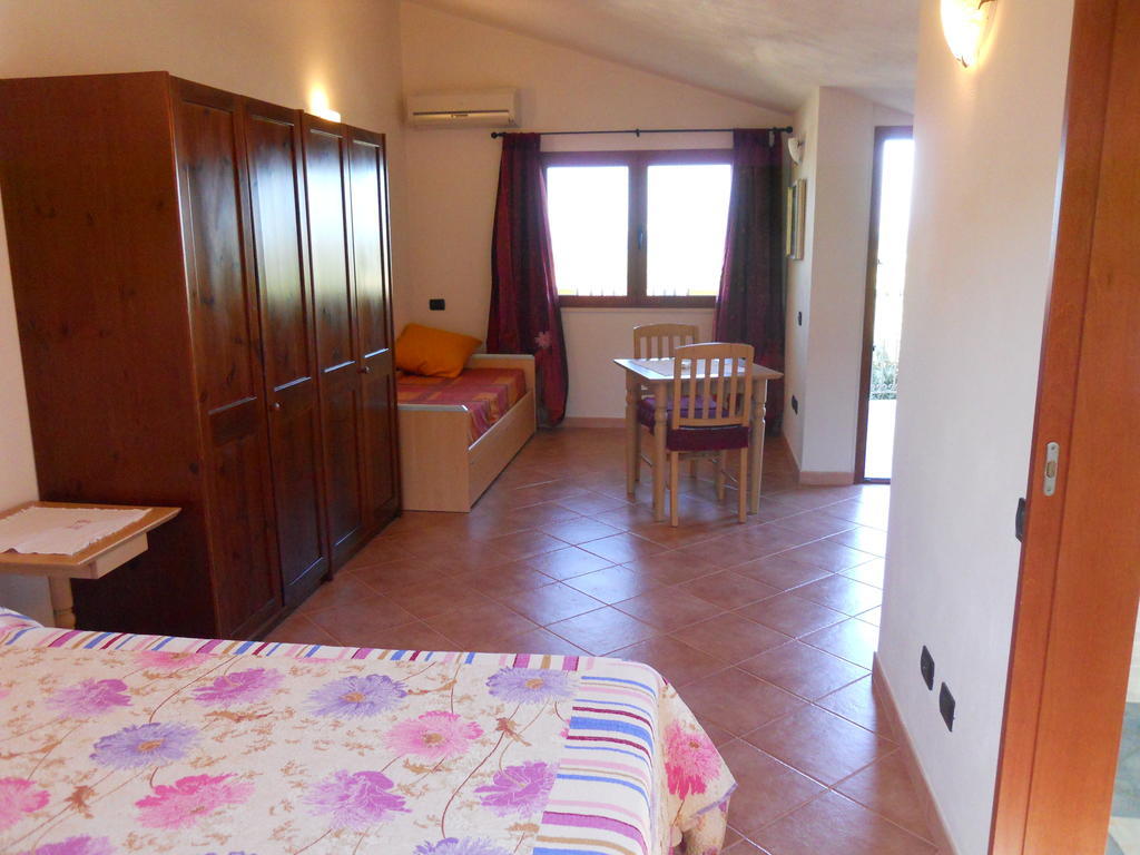 Artistika Golden Apartment Capitana Rum bild